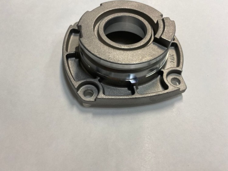 Gniazdo Łożyska Makita MT903 Nr. 318617-8