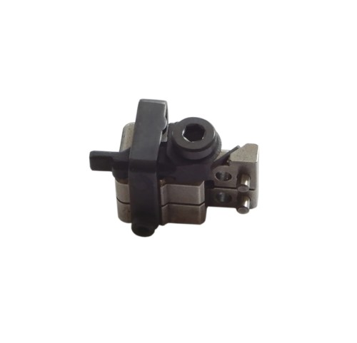 332-443 Uchwyt ostrza wyrzynarki Hitachi CJ90VST. CJ90VAST