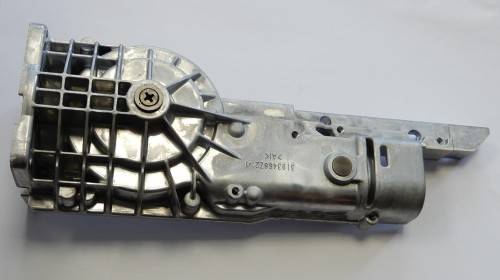 126678-2 Obudowa przekładni akumulatorowej piły posuwowej Makita DJR186