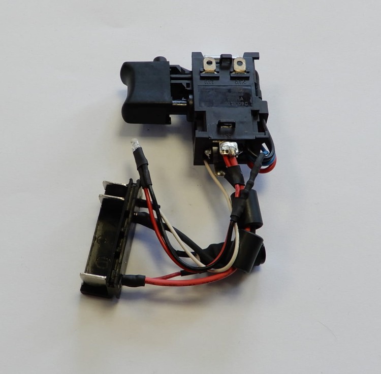 336632 Wyłącznik akumulatorowej zakrętarki udarowej Hikoki WH18DJL