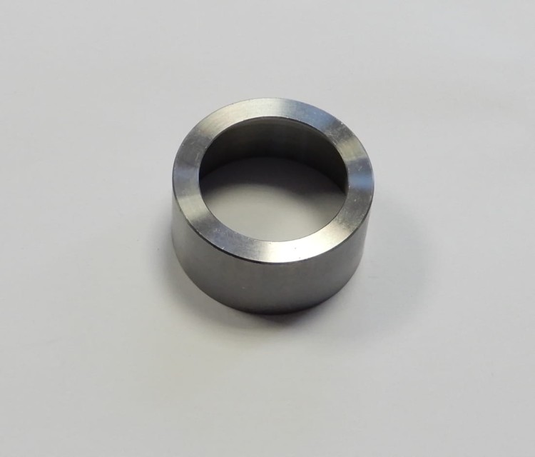 331890-3 Tuleja młotowiertarki Makita HR2300. HR2600. HR2610. HR2610T. HR2611F. HR2611FT