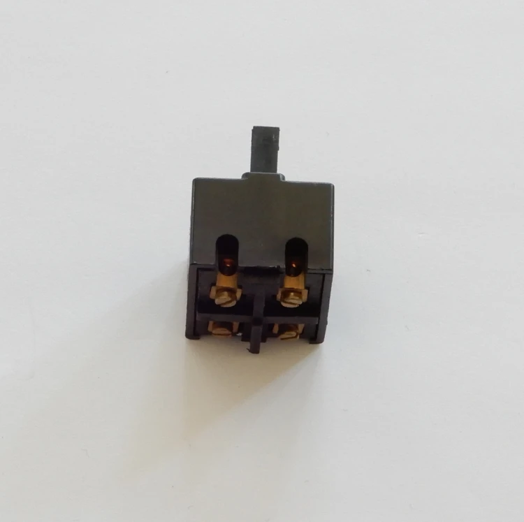 CW64 / 569159-00 Wyłącznik (zamiennik) szlifierki kątowej Black&Decker CD105. CD115